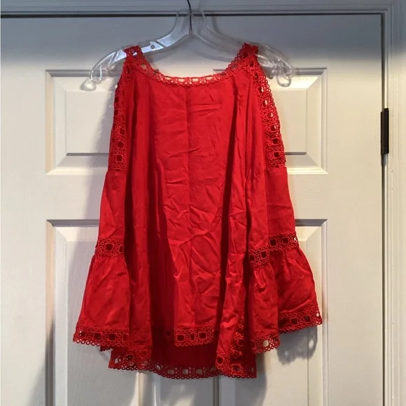Elegant Red Lace Trim Women's Top - Picture 6 of 7